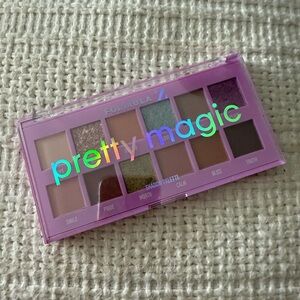 Formulaz cosmetics Pretty Magic Eyeshadow Palette